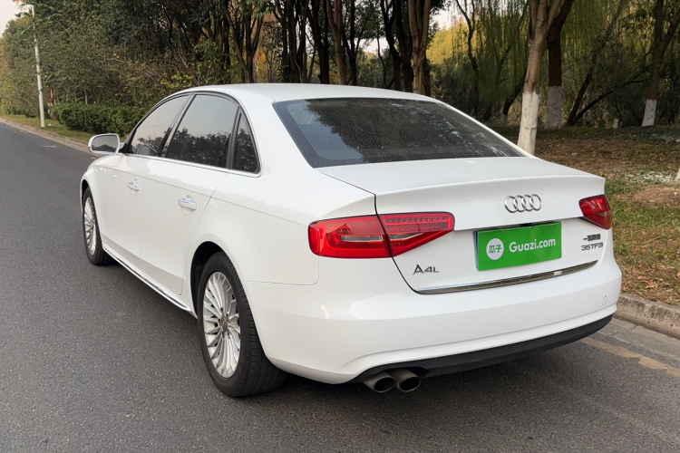 奥迪A4L 2016款 35 TFSI 自动舒适型车身外观6005