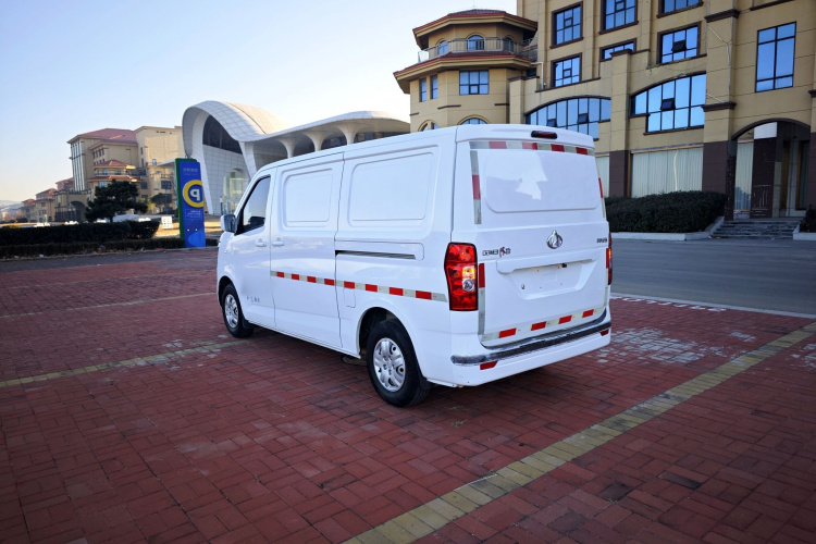 长安凯程 长安睿行EM60 2021款 纯电动厢式运输车60kW车身外观6008