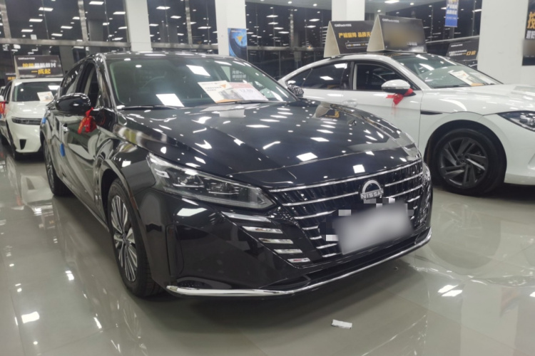 日产 天籁 2022款 2.0L XL-TLS 悦享版车身外观3