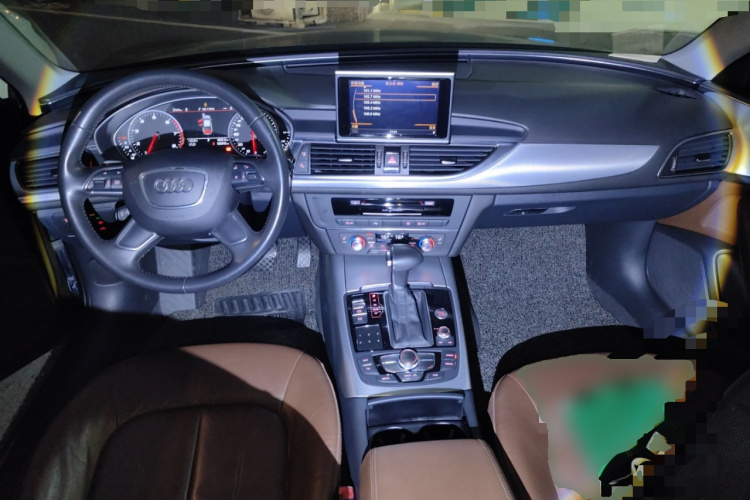 奥迪A6L 2014款 TFSI 舒适型中控内饰12