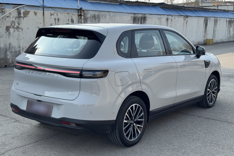 零跑汽车 零跑B10 2025款 510悦享版车身外观6003