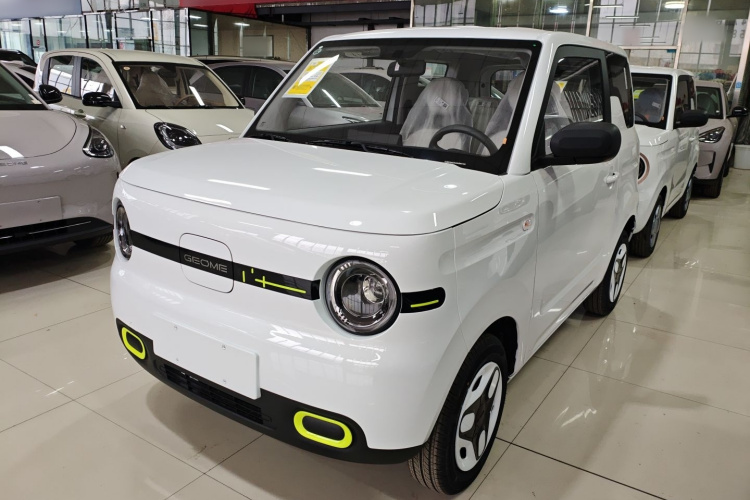 吉利银河 熊猫 2025款 210km 元气熊车身外观4