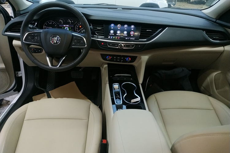 别克 君威 2020款 552T 精英型中控内饰7002