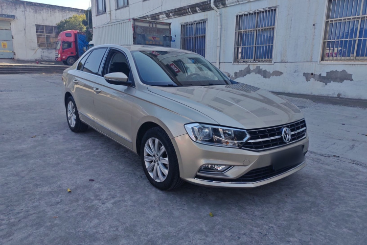 大众 宝来 2018款 1.5L 自动舒适型车身外观3