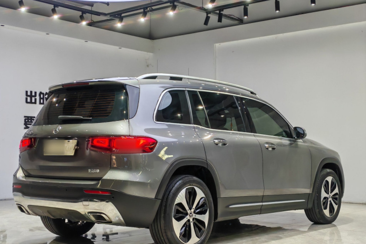 奔驰GLB 2022款 GLB 200 时尚型车身外观6003