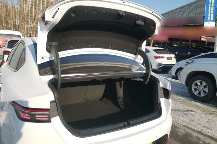 比亚迪 驱逐舰05 2024款 荣耀版 DM-i 55KM 豪华型机舱底盘23