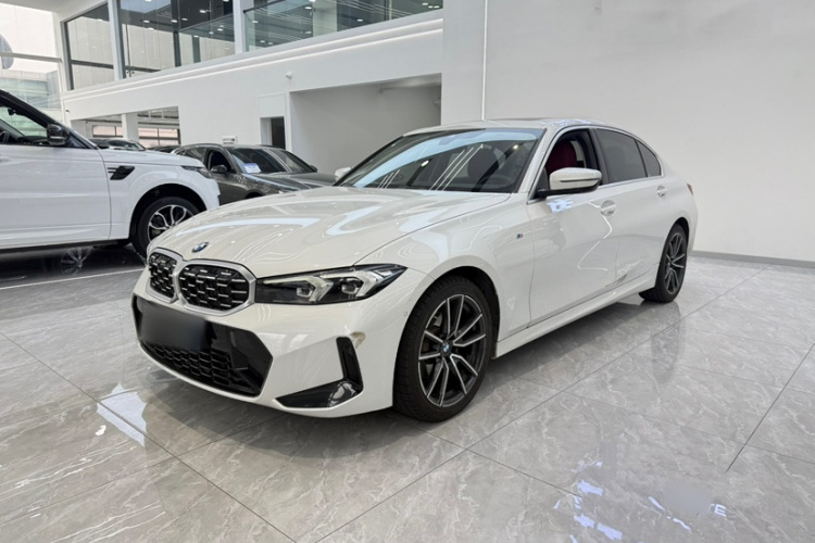 宝马3系 2023款 325Li M运动套装车身外观1