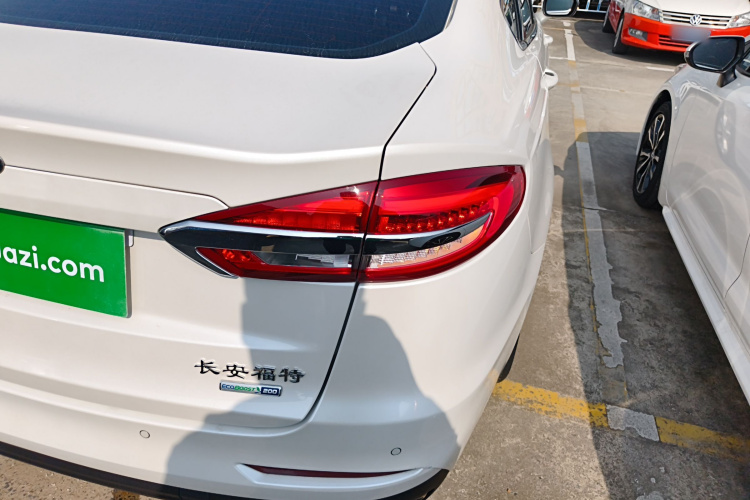 福特 蒙迪欧 2020款 EcoBoost 200 时尚型车身外观6006