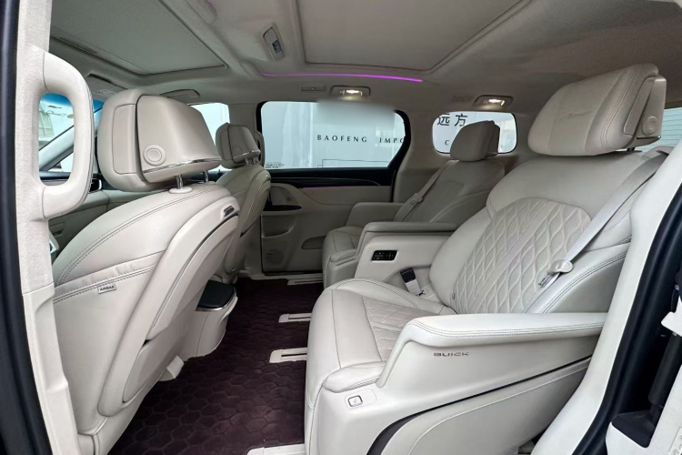 别克GL8 2022款 Avenir艾维亚 六座贤礼版中控内饰7004