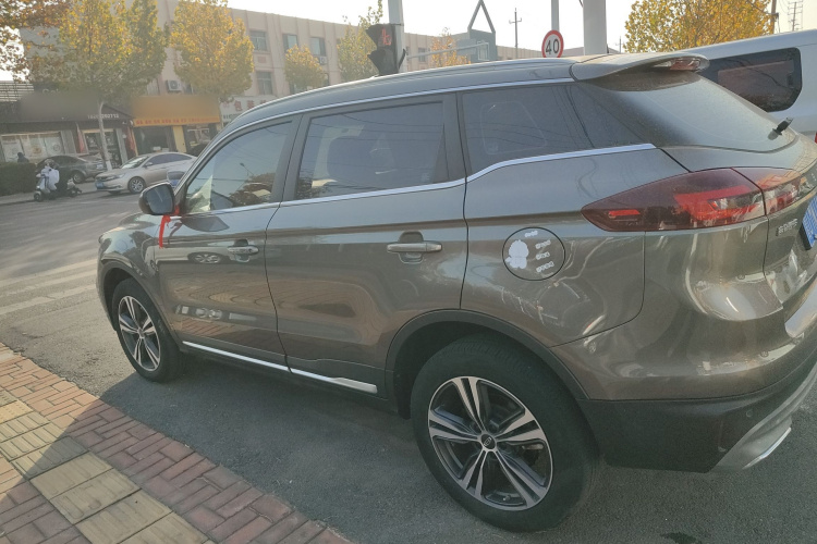 吉利汽车 博越 2022款 1.8TD DCT智雅型车身外观6003