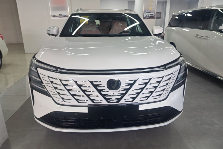 长安CS75 PLUS 2025款 第四代 1.5T 新蓝鲸 智慧旗舰型车身外观6001