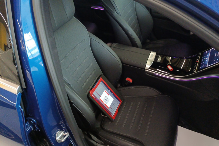 奔驰C级 2023款 改款 C 260 L 运动版局部细节41