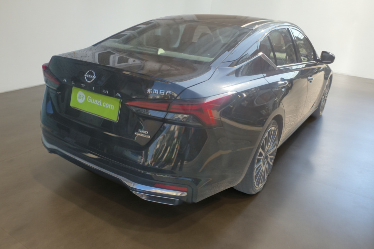 日产 天籁 2022款 2.0T XL 进享版车身外观7