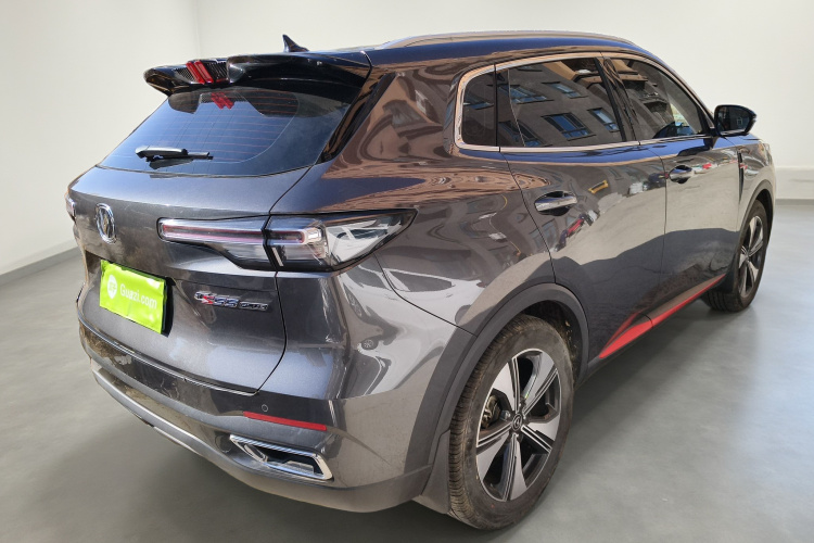 长安CS55PLUS 2022款 第二代 1.5T DCT尊贵型车身外观7