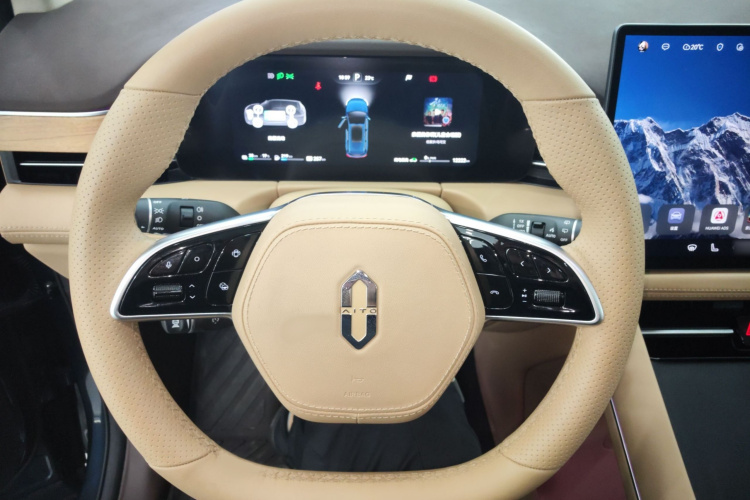 鸿蒙智行 问界M7 2024款 1.5T 智驾后驱Ultra版 5座局部细节13