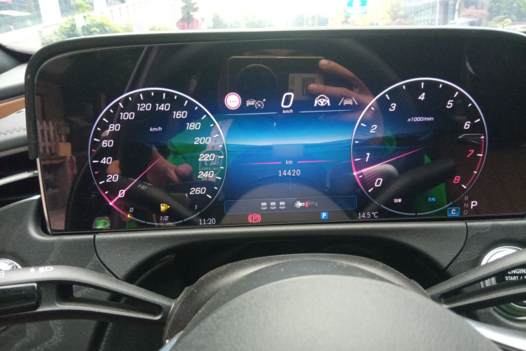 奔驰E级 2025款 E 300 L 时尚型局部细节14