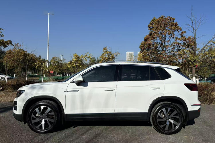 大众 探岳 2021款 330TSI 两驱3周年限量版车身外观6008