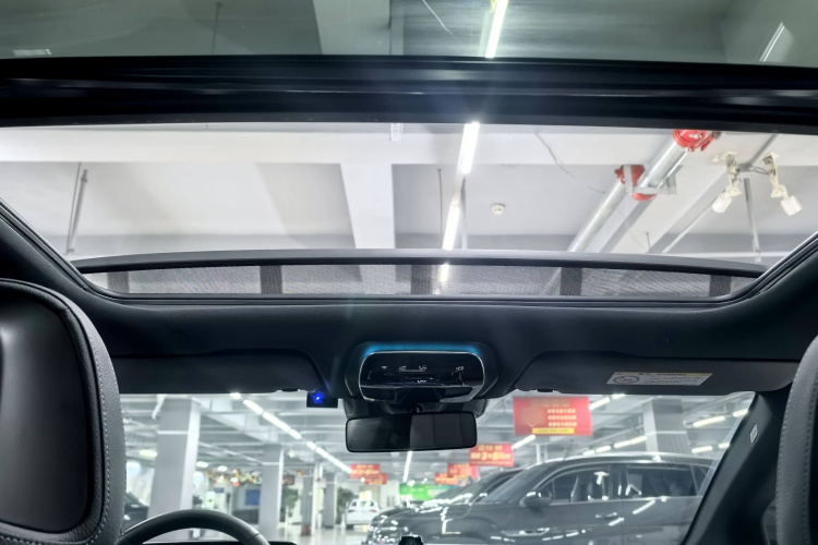 奔驰EQE 2022款 350 先锋版局部细节22