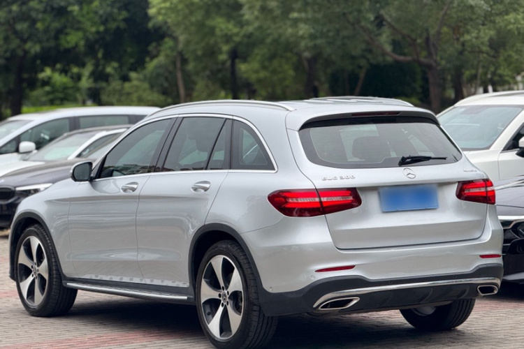 奔驰GLC 2018款 改款 GLC 300 4MATIC 动感型车身外观6004