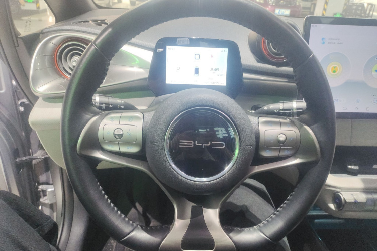 比亚迪 海豚 2021款 405km 时尚版中控内饰13