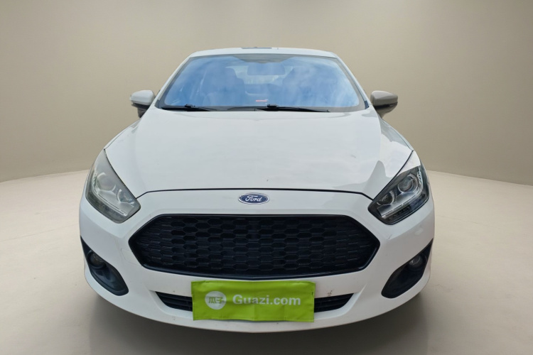 福特 福睿斯 2015款 1.5L 自动舒适型车身外观2