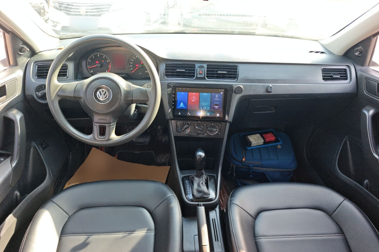 大众 桑塔纳 2015款 1.6L 自动风尚版中控内饰12