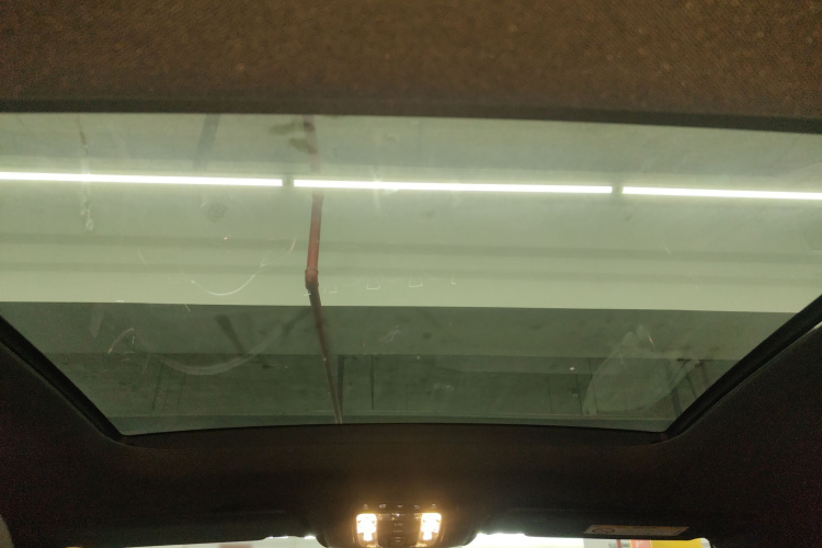 奔驰A级 2021款 A 200 L 运动轿车动感型局部细节22