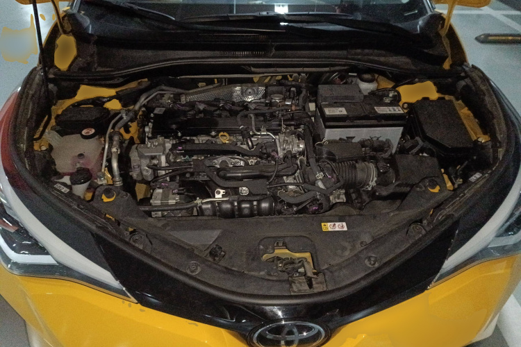 丰田C-HR 2021款 2.0L 豪华版局部细节24