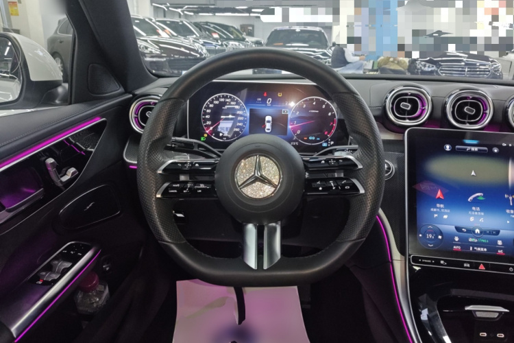 奔驰C级 2022款 改款 C 260 L 运动版局部细节13