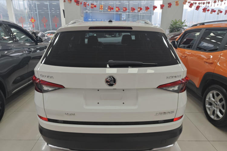 斯柯达 柯迪亚克 2018款 TSI380 7座四驱旗舰版车身外观6004