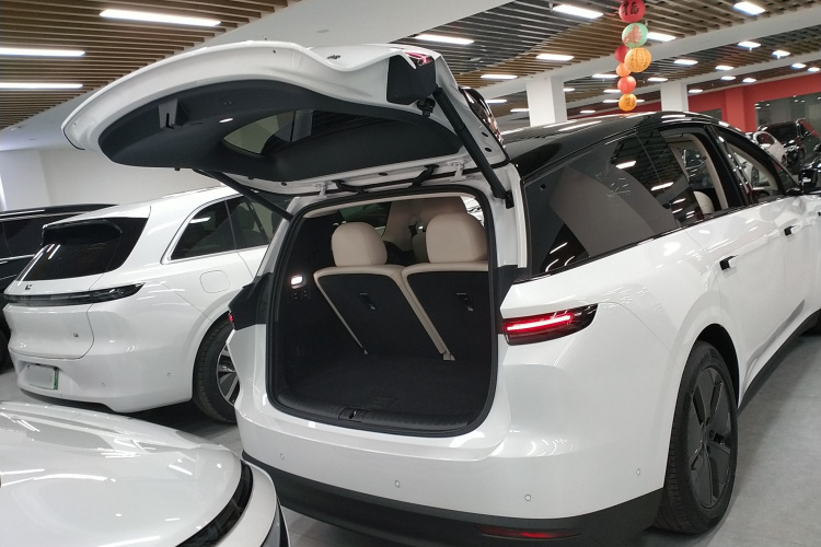 理想汽车 理想i8 2025款 标准版局部细节23