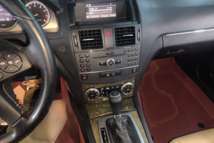 奔驰C级 2010款 C 200 CGI 时尚型局部细节16