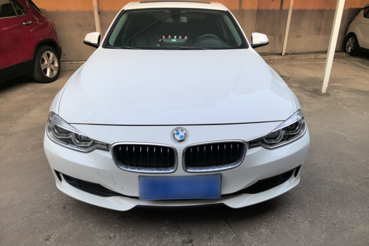 宝马3系 2013款 316i 运动设计套装车身外观6001