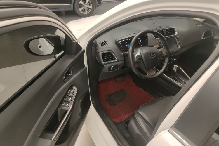 福特 福睿斯 2017款 幸福版 1.5L 自动时尚型中控内饰20