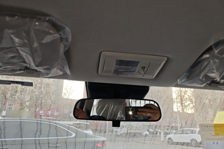 长安启源 长安Lumin 2025款 205km 香沁款中控内饰22