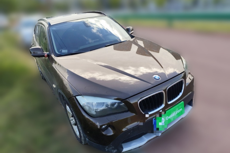 宝马X1 2012款 sDrive20i 领先型车身外观6002
