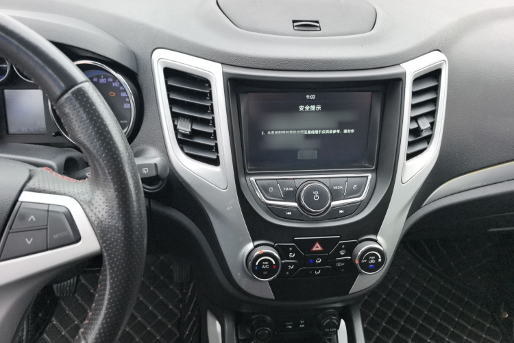 长安CS35 2016款 1.6L 手动豪华型 国IV中控内饰12