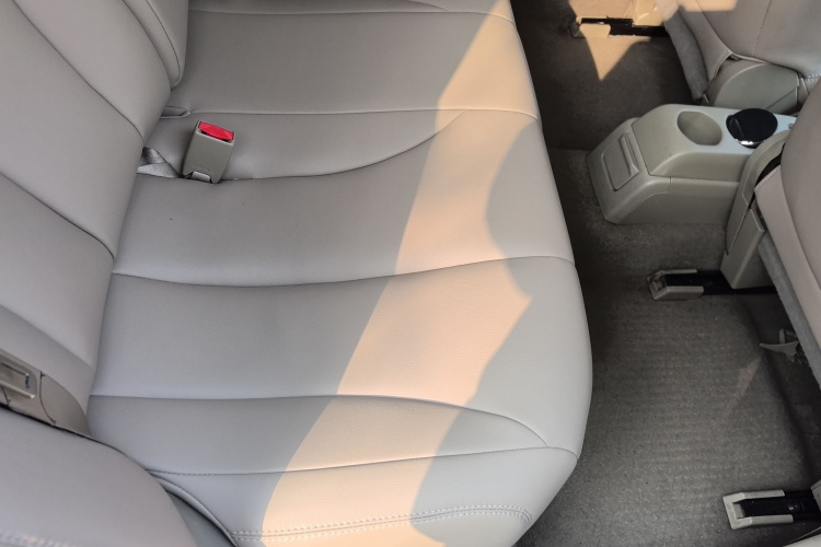 日产 骐达TIIDA 2011款 1.6L CVT舒适型局部细节9003