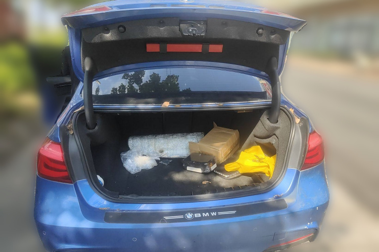 宝马3系 2017款 320i M运动型局部细节23