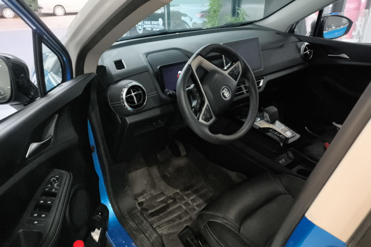 比亚迪 元新能源 2019款 EV535 高能领航版中控内饰7003