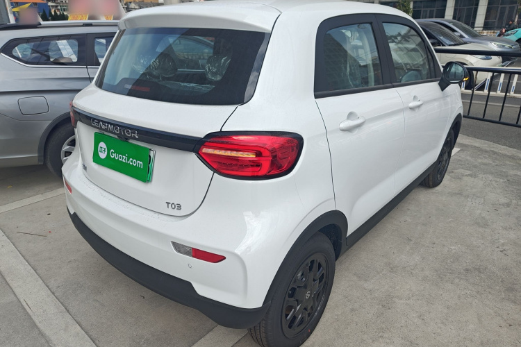 零跑汽车 零跑T03 2025款 310舒享版车身外观7