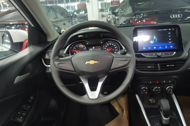 雪佛兰 科沃兹 2020款 325T 自动欣悦版中控内饰13