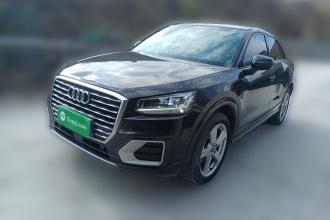 奥迪Q2L 2021款 35 TFSI 时尚致雅型