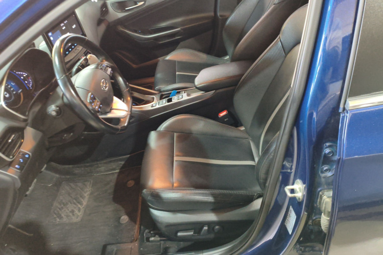 现代 菲斯塔 2019款 280TGDi 智速版 国VI局部细节19