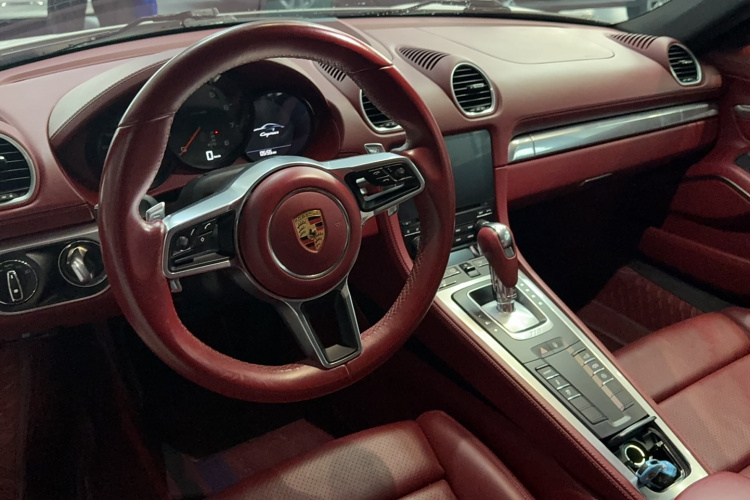 保时捷718 2018款 Cayman 2.0T中控内饰7003