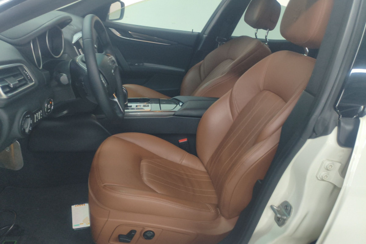 玛莎拉蒂 Ghibli 2014款 3.0T 标准版局部细节19