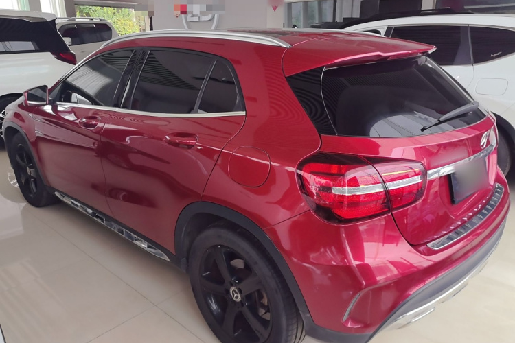 奔驰GLA 2019款 GLA 200 时尚型车身外观6005