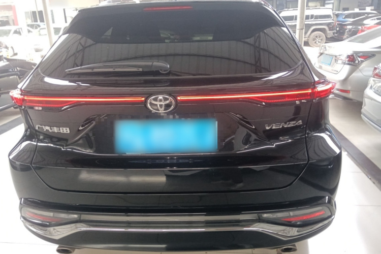 丰田 威飒 2023款 2.0L CVT两驱豪华版车身外观6004