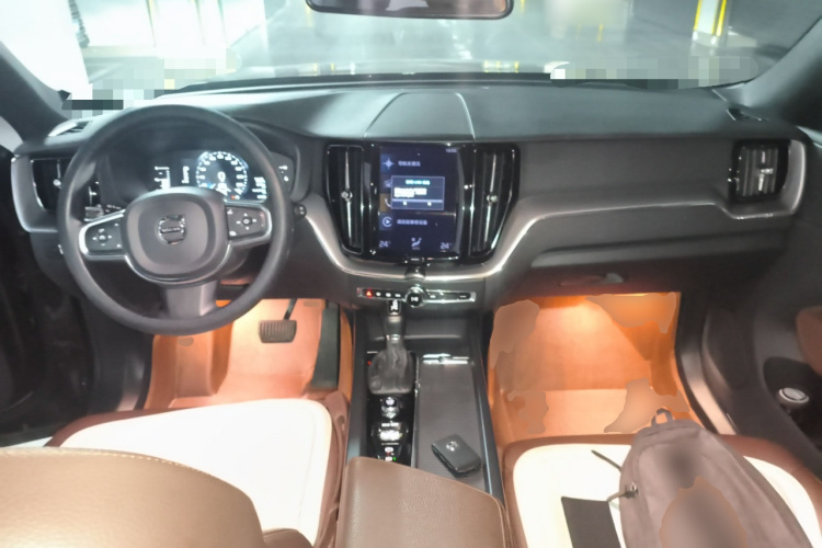 沃尔沃XC60 2021款 T5 四驱智逸豪华版中控内饰12