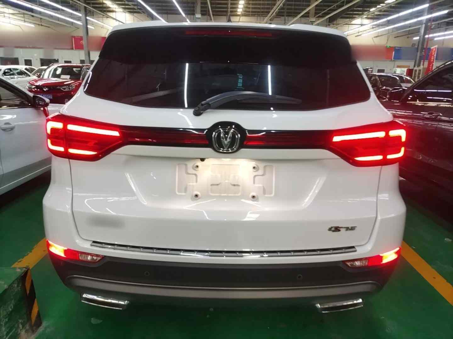 长安CS75 2024款 畅享版 1.5T DCT豪华型(4)